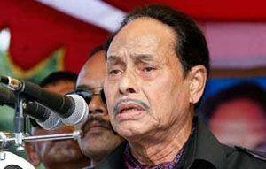 ‘আমরা আইসিইউতে আছি’ – ঝালকাঠিতে এরশাদ