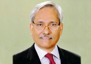 সাংবাদিকদের সাথে ওমরের অশোভন আচরণ