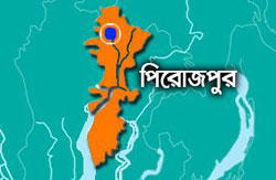 পিরোজপুরে বাড়ছে পানির উচ্চতা, আশ্রয় কেন্দ্রে ফাটল
