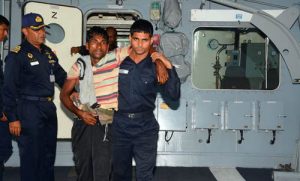 বঙ্গোপসাগরে নিখোঁজ আরো ১২ জেলে উদ্ধার