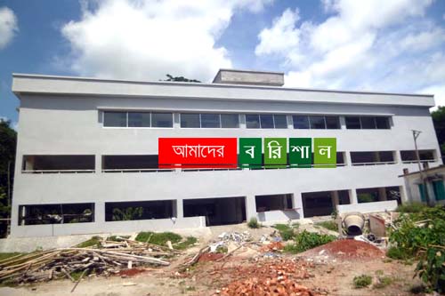 কাজ শেষের আগেই সাইক্লোন শেল্টারে ফাটল