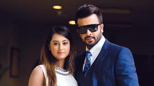 ঈদে শাকিব-বুবলীর আড্ডা