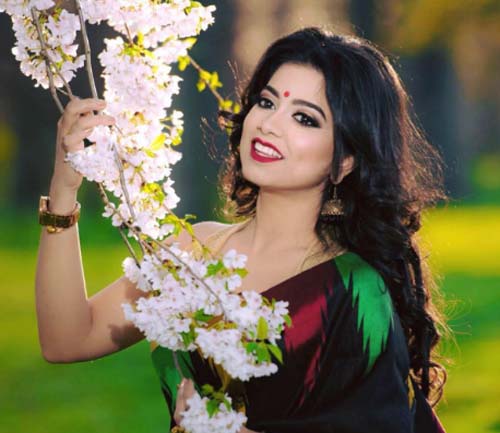 শুটিং করতে কক্সবাজারে কলকাতার পায়েল