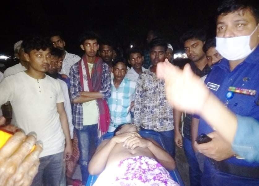 আবেগি চিরকুট লিখে দৌলতখানে কলেজ ছাত্রের আত্মহত্যা