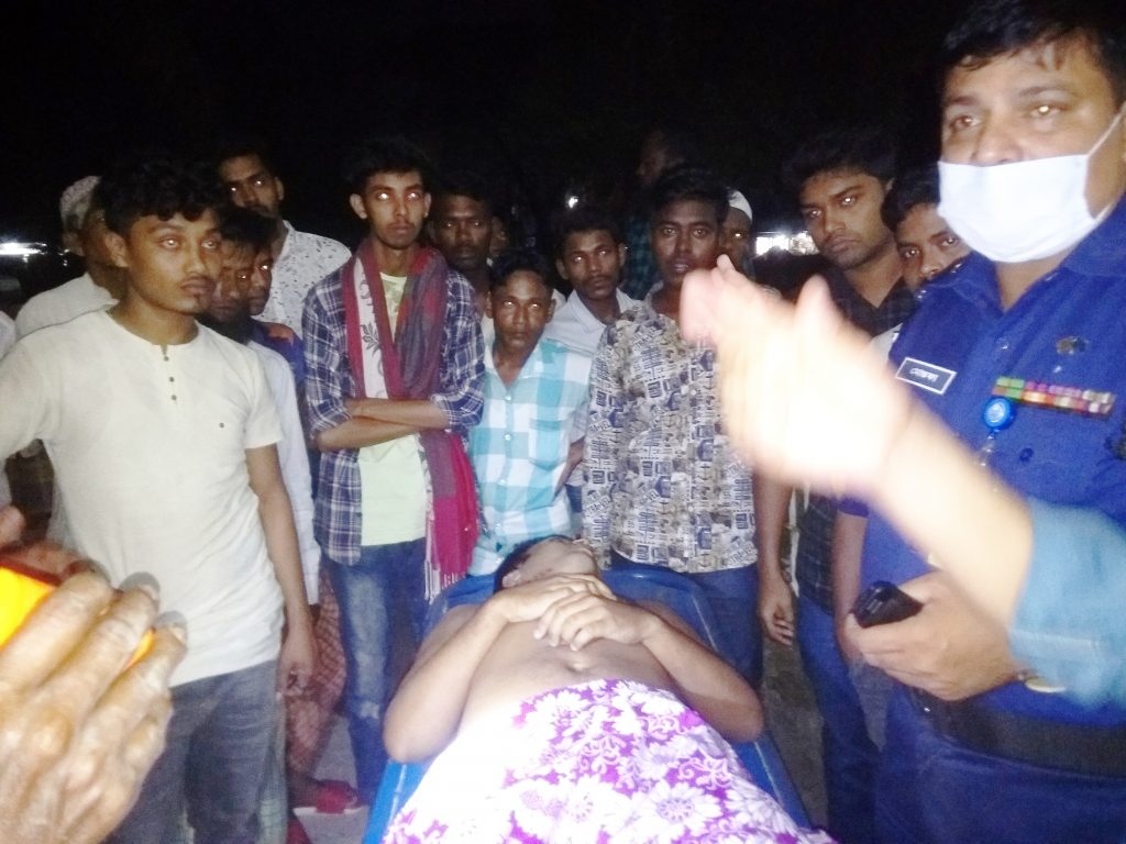 দৌলতখানে আবেগি চিরকুট লিখে কলেজ ছাত্রের আত্মহত্যা