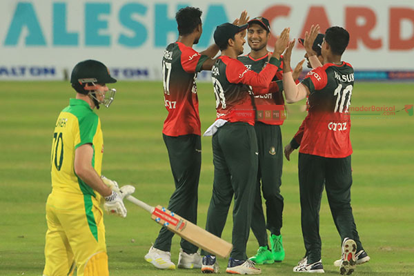 অজিদের হারিয়ে দুর্দান্ত সূচনা বাংলাদেশের