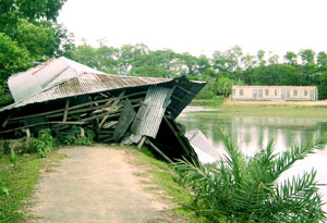 দশমিনা টর্নেডো