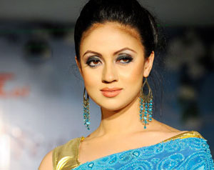 Dilruba Yasmin Ruhi দিলরুবা ইয়াসমিন রুহি