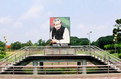 barisal-bangabandhu-uddan বরিশাল জাতির জনক বঙ্গবন্ধু উদ্যান ম্যুরাল
