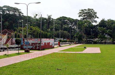 bels-park-mukto-mancha বরিশাল বেলস পার্ক উদ্যানে জনসভা