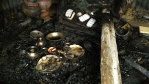 নাসিরনগরে এবার হিন্দুদের ঘরে আগুন