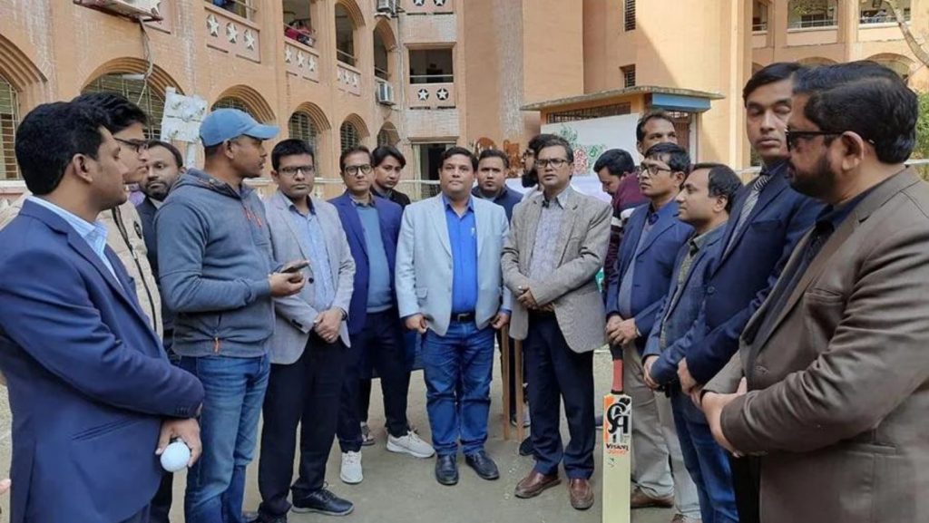 বরিশাল বিশ্ববিদ্যালয়ে টিচার্স ক্রিকেট টুর্নামেন্টের উদ্বোধন