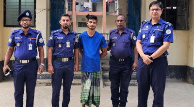 পিরোজপুরে গৃহবধূকে হত্যার অভিযোগে যুবক গ্রেপ্তার পিরোজপুরে গৃহবধূকে হত্যার অভিযোগে যুবক গ্রেপ্তার