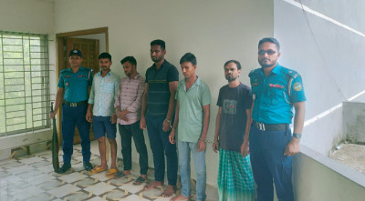 ভিডিও ছড়িয়ে দেওয়ার ভয় দেখিয়ে সংঘবদ্ধ ধর্ষণ, গ্রেপ্তার ৫ ভিডিও ছড়িয়ে দেওয়ার ভয় দেখিয়ে সংঘবদ্ধ ধর্ষণ, গ্রেপ্তার ৫