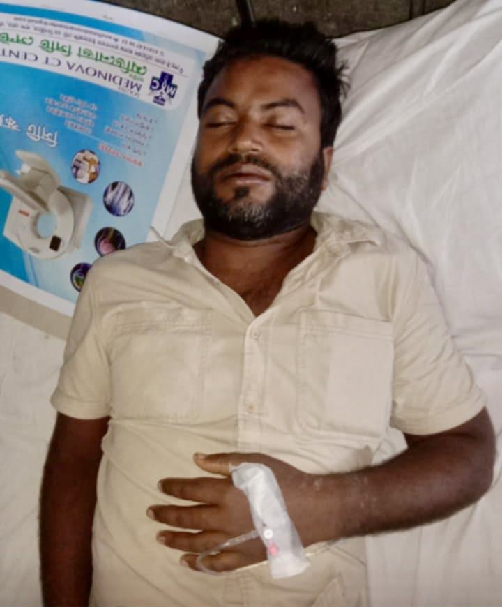 মঠবাড়িয়ায় পিতা ও পুত্রকে মারধর করল বখাটে সন্ত্রাসীরা মঠবাড়িয়ায় পিতা ও পুত্রকে মারধর করল বখাটে সন্ত্রাসীরা