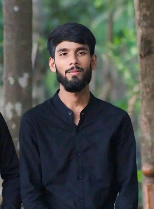 রাজাপুরের ছাত্রদল নেতার লাইভে এসে বিষপান: ‘আমি ক্ষমার যোগ্য না’ লিখে আত্মহত্যার চেষ্টার ঘটনায় আলোচনার ঝড়!