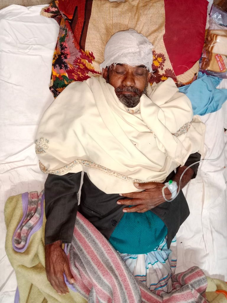 বাকেরগঞ্জে পূর্ব শত্রুতার জেরে প্রতিপক্ষের হামলায় আহত ২ বাকেরগঞ্জে পূর্ব শত্রুতার জেরে প্রতিপক্ষের হামলায় আহত ২