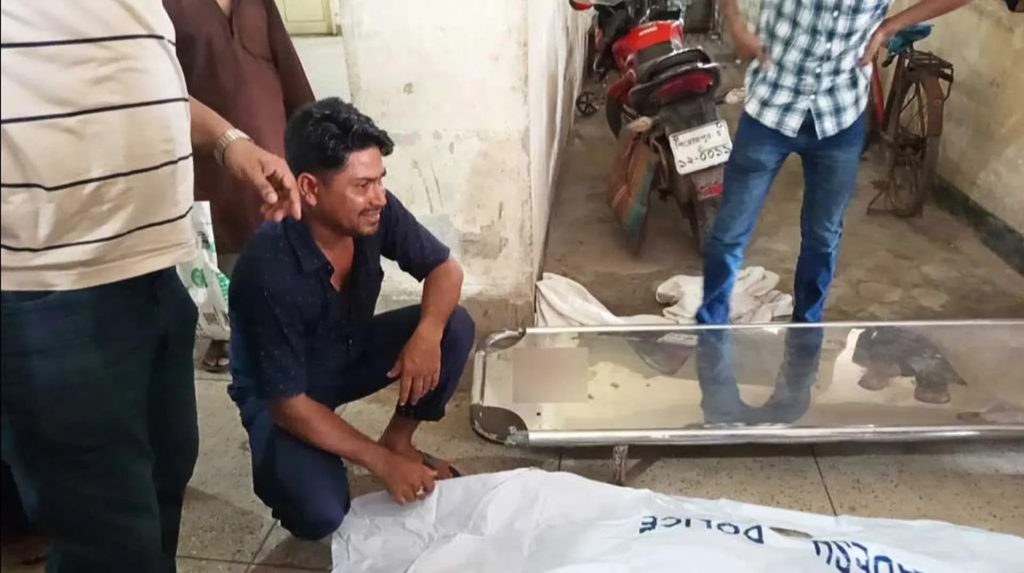নেছারাবাদে সড়ক দুর্ঘটনায় বৃদ্ধ নিহত