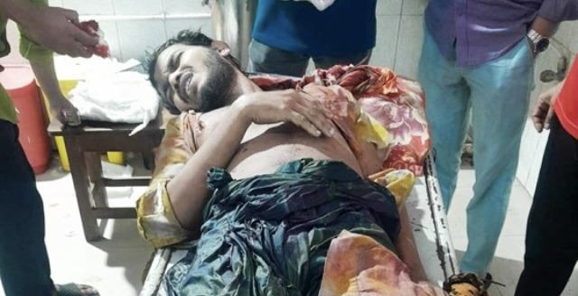 ইন্দুরকানীতে পরকীয়ায় বাধা দেওয়ায় যুবককে কু*পি*য়ে জ*খ*ম