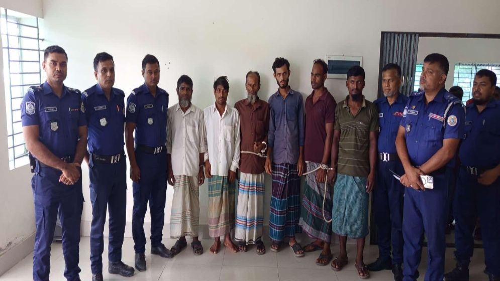মুলাদীতে কৃষক বাবুল হত্যায় ২৭ জনের নামে মামলা, গ্রেফতার ৭