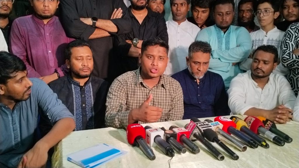 আমরা মনে করি আগামী নির্বাচন নিরপেক্ষ করতে পারবে না: ঝালকাঠিতে হাসনাত আবদুল্লাহ