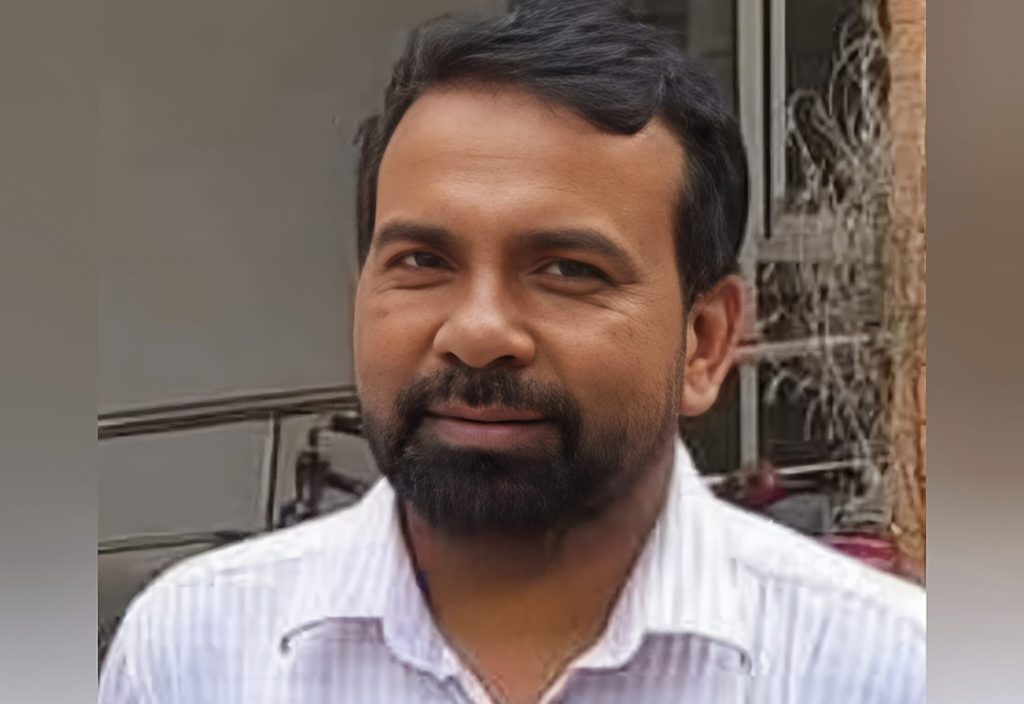 পিরোজপুরের ইন্দুরকানীতে আওয়ামী লীগ নেতার দেশত্যাগে নিষেধাজ্ঞা, বাড়ি-ফ্ল্যাট-জমি জব্দ