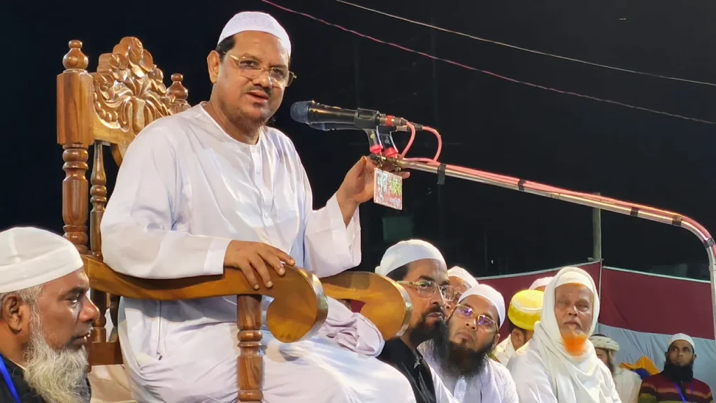 মানুষ ইসলামের পক্ষে ভোট দেওয়ার জন্য ব্যাকুল হয়ে আছে : চরমোনাই পীর মানুষ ইসলামের পক্ষে ভোট দেওয়ার জন্য ব্যাকুল হয়ে আছে : চরমোনাই পীর