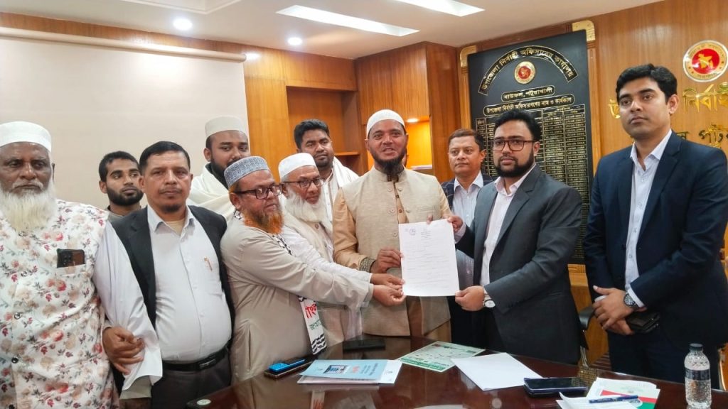 পটুয়াখালী ২ আসনে মনোনয়ন ফরম সংগ্রহ করলেন ড. শফিকুল ইসলাম মাসুদ