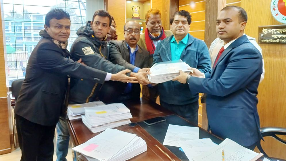 বরিশাল-১: স্বতন্ত্র প্রার্থী হিসেবে ইঞ্জিনিয়ার আব্দুস সোবাহানের মনোনয়নপত্র দাখিল