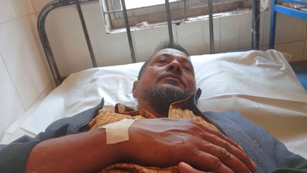 বাউফলে নির্বাচনি ক্যাম্প নির্মাণ নিয়ে যুবদল নেতার ওপর হামলা
