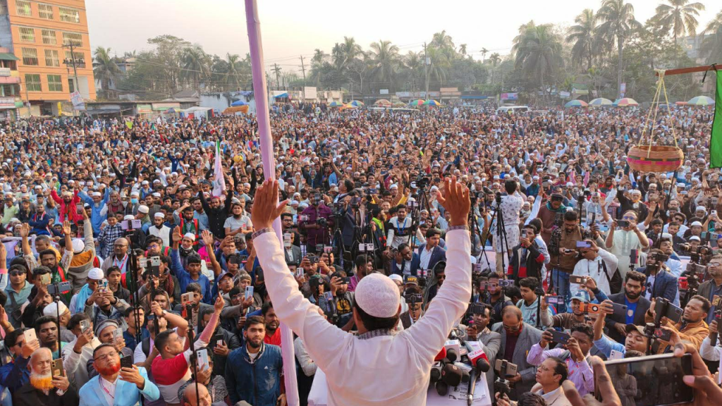 পটুয়াখালী -২: এমপি হলে কোনো সরকারি সুবিধা নেব না : মাসুদ