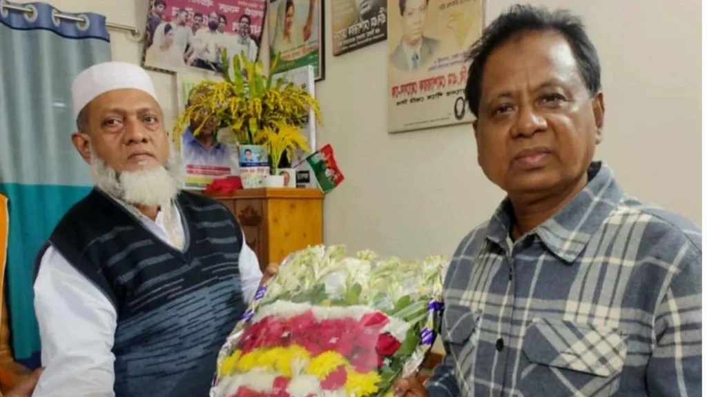 কলাপাড়ায় বিএনপিতে যোগ দিলেন আ.লীগ নেতা