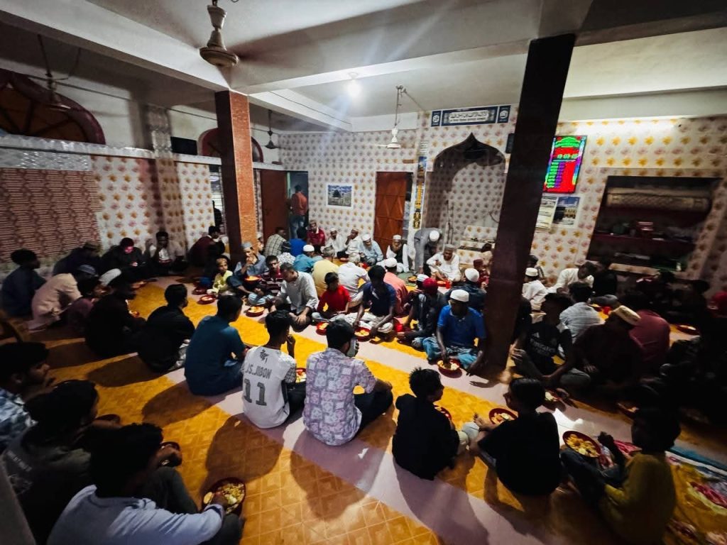 জাকের পার্টি ছাত্রফ্রন্টের বরিশাল জেলা নেতৃবৃন্দের মতবিনিময় ও দেশ জাতির কল্যাণে বিশেষ দোয়া