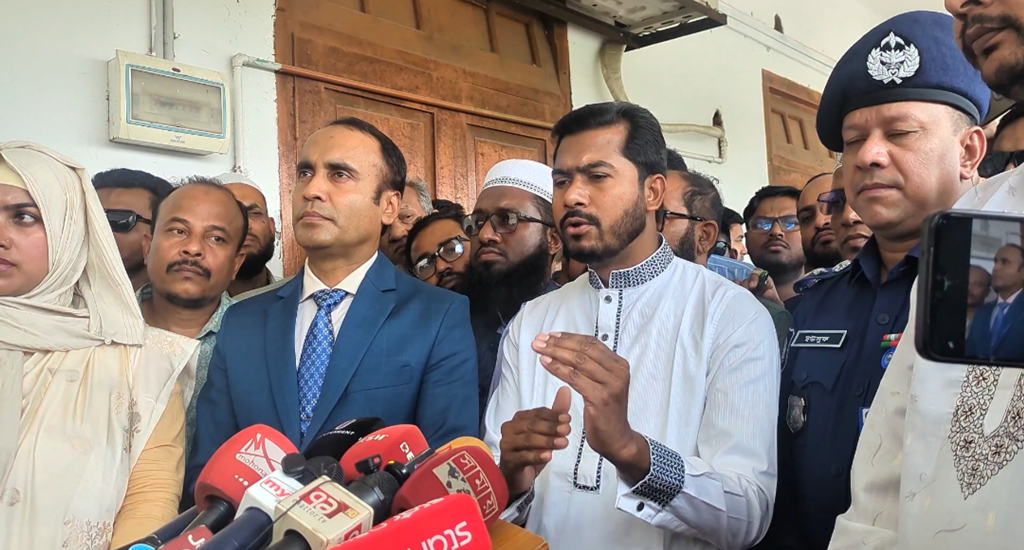 মধ্যপ্রাচ্যে থাকা প্রবাসীদের নিরাপত্তায় কাজ করছে সরকার: প্রতিমন্ত্রী নুরুল হক