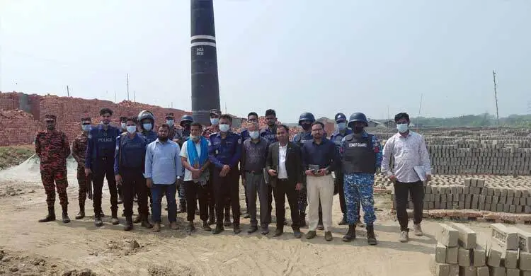 ভোলায় দুই ইটভাটাকে দুই লাখ জরিমানা