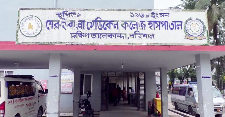 বরিশালে হাসপাতালে এক বেডে একাধিক শিশু, অন্য রোগীও আক্রান্ত হচ্ছে হামে