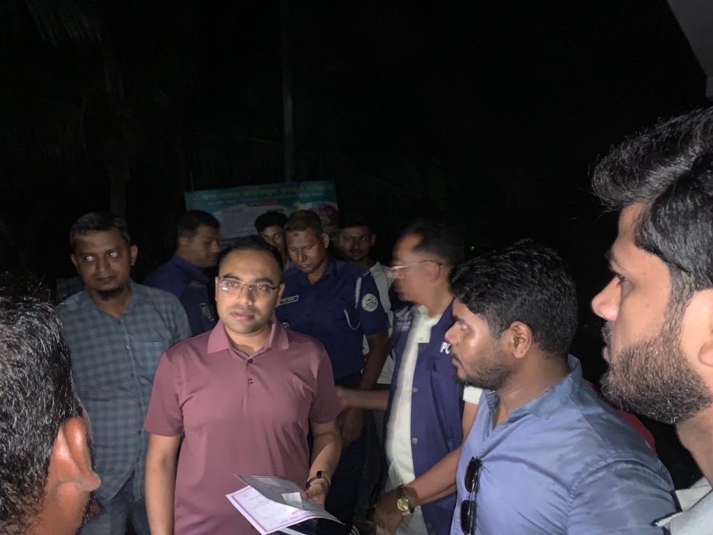 বানারীপাড়ায় অবৈধ গ্যাস সিলিন্ডার মজুদে অভিযান, ডিলারকে জরিমানা;