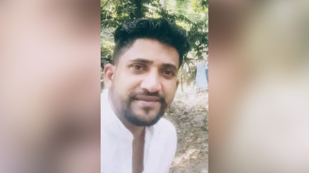 বরিশালে যুবলীগ কর্মীর ঝুলন্ত লাশ উদ্ধার