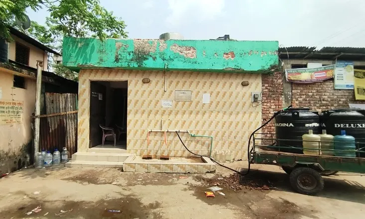 মঠবাড়িয়ায় প্রধান শিক্ষকের বিরুদ্ধে স্কুলের পানির প্ল্যান্টের ৩০ লাখ টাকা আত্মসাতের অভিযোগ