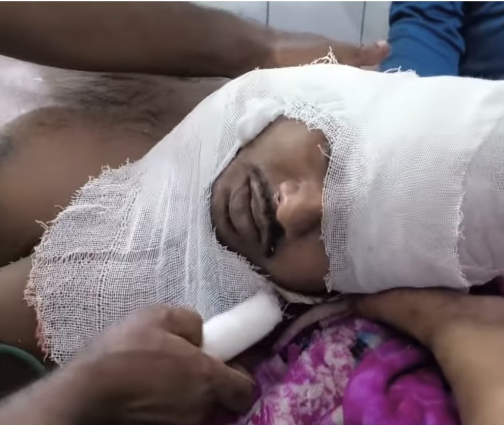 বাউফলে পাওনা টাকা নিয়ে বিরোধযুবককে কুপিয়ে জখম, আটক ১