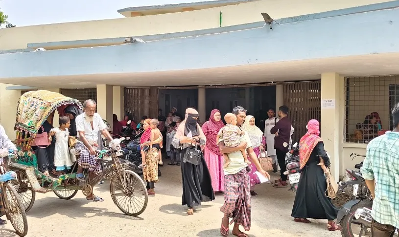 পিরোজপুরে আশঙ্কাজনক হারে বাড়ছে হাম সংক্রমণ, শিশু ওয়ার্ডে তীব্র চাপ
