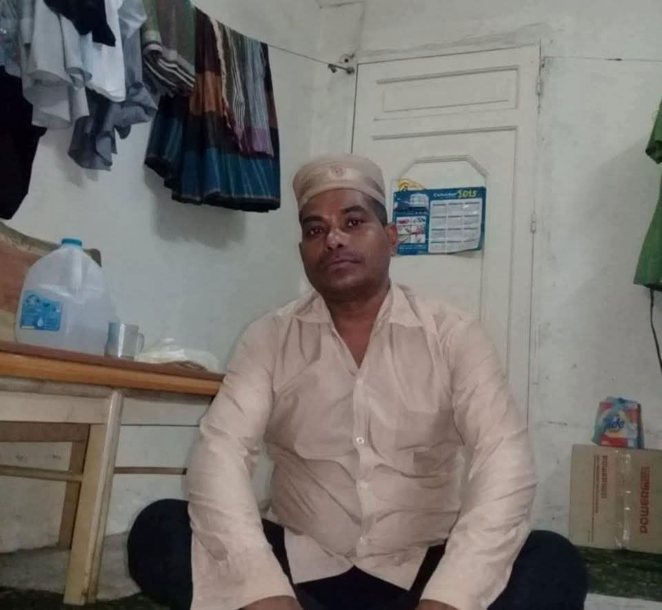 মেহেন্দিগঞ্জে রাতে মাঝ নদীতে চলন্ত লঞ্চে ওঠার চেষ্টা, ব্যবসায়ীর মরদেহ উদ্ধার মেহেন্দিগঞ্জে রাতে মাঝ নদীতে চলন্ত লঞ্চে ওঠার চেষ্টা, ব্যবসায়ীর মরদেহ উদ্ধার