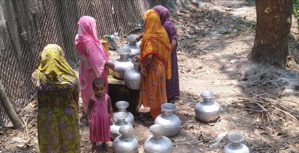 বরগুনা পৌরসভায় বিশুদ্ধ পানির তীব্র সংকট