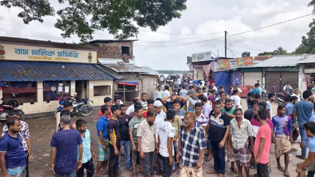 বরিশালের ৬ রুটে বাস ধর্মঘট