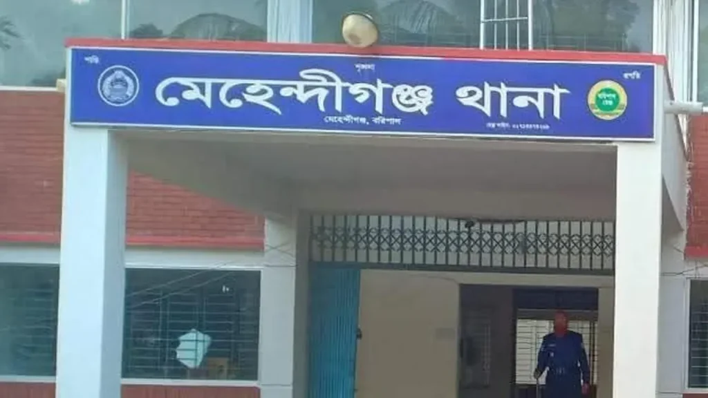 পুলিশকে ‘ডাকাত’ আখ্যা দিয়ে পিটিয়ে আসামি ছিনিয়ে নিলেন স্বজনরা