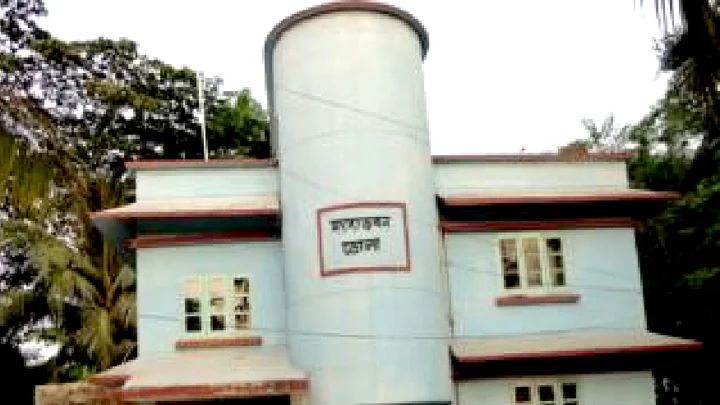 ‘টাকা না দিলে বোটে আগুন জ্বালিয়ে দেব’ ভোলার মৎস্য কর্মকর্তা ও যুবদল নেতার অডিও ভাইরাল